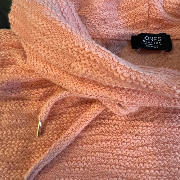 Jones New York Textured Cowl Neck Top – XL - Picture 5 of 6